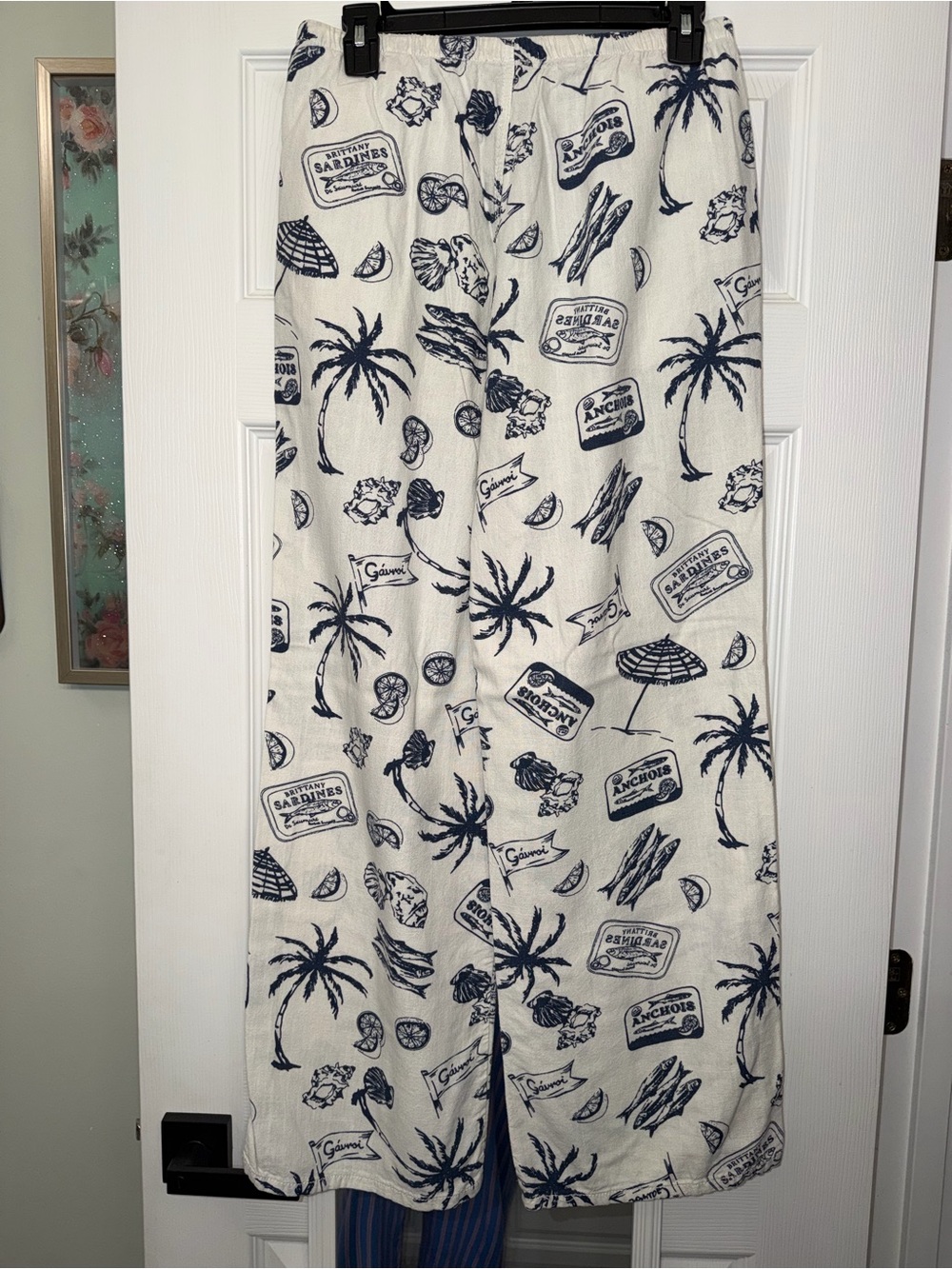 Cali 1850 Cream and Navy Tropical Print Pants - Picture 4 of 6